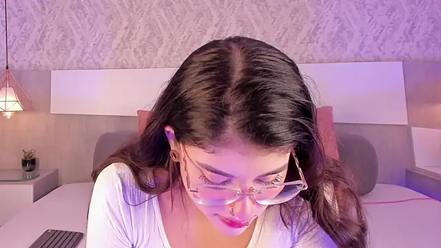 Vittoria  rossi online show from 23, 5, 2026