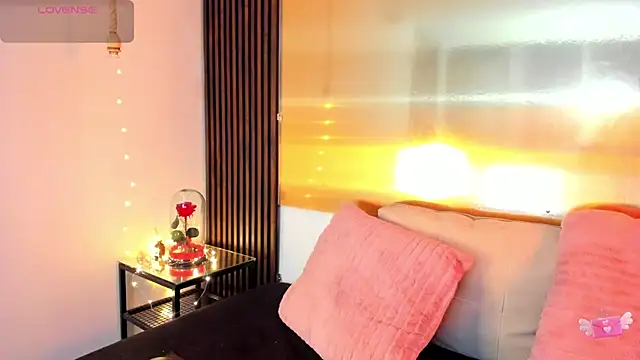 LunaaMorena online show from 14, 12, 2025