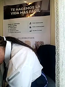 Snapshot of Valentina--1 chatting on 21, 2, 2026 Valentina--1 online show from 21, 2, 2026