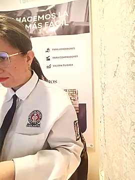 Snapshot of Valentina--1 chatting on 10, 3, 2026 Valentina--1 online show from 10, 3, 2026