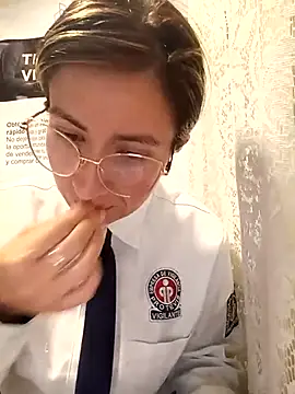 Snapshot of Valentina--1 chatting on 11, 3, 2026 Valentina--1 online show from 11, 3, 2026