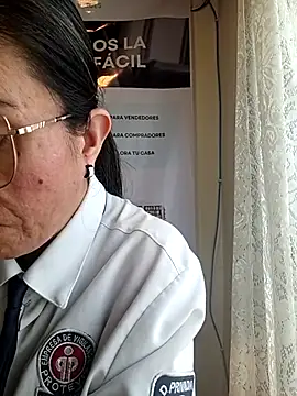 Snapshot of Valentina--1 chatting on 1, 4, 2026 Valentina--1 online show from 1, 4, 2026