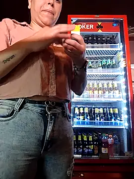 Caroline-17 online show from 18, 12, 2025