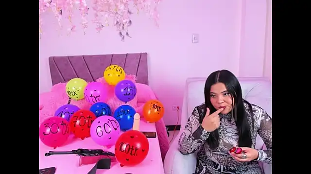 victoriagot  online show from 3, 12, 2025