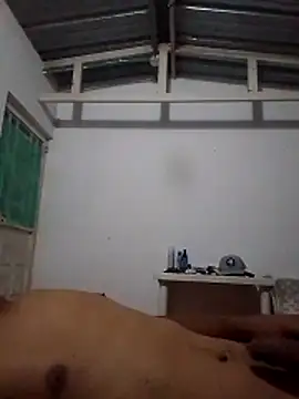 Snapshot of tillo_htxxx chatting on 29, 10, 2025 tillo htxxx online show from 29, 10, 2025