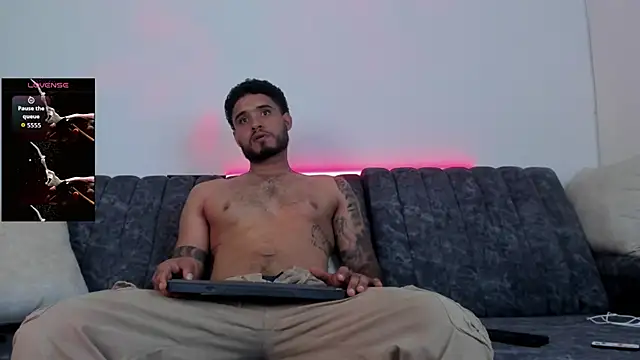 Snapshot of AUSTINN_TORRES chatting on 6, 3, 2026 AUSTINN TORRES online show from 6, 3, 2026