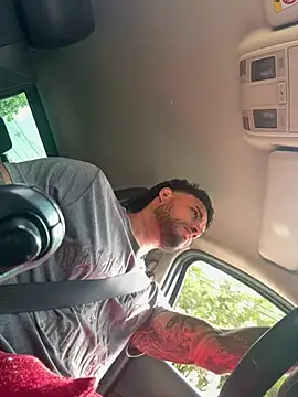 Snapshot of AUSTINN_TORRES chatting on 31, 3, 2026 AUSTINN TORRES online show from 31, 3, 2026