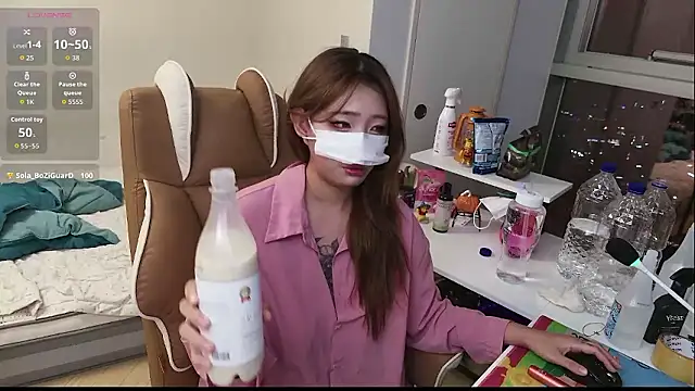 Milk Sola online show from 1, 11, 2025