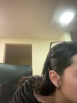 Kloe Novoa online show from 28, 4, 2026