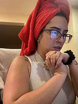 Kloe Novoa online show from 12, 5, 2026