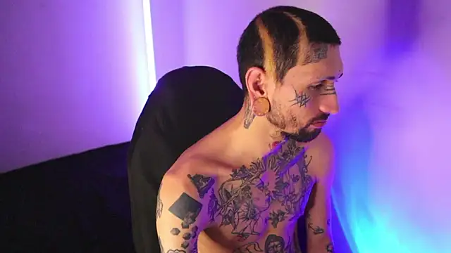 Snapshot of TokyoHatsumoto chatting on 1, 3, 2026 TokyoHatsumoto online show from 1, 3, 2026