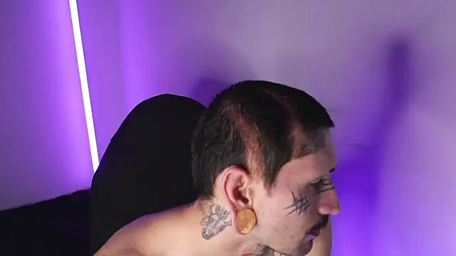 Snapshot of TokyoHatsumoto chatting on 8, 3, 2026 TokyoHatsumoto online show from 8, 3, 2026