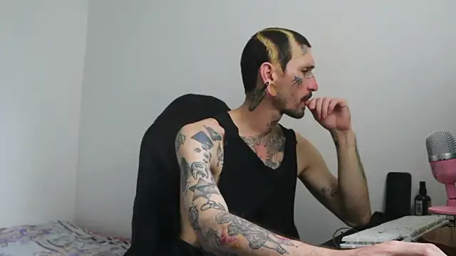 Snapshot of TokyoHatsumoto chatting on 14, 3, 2026 TokyoHatsumoto online show from 14, 3, 2026