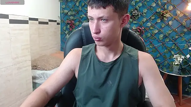 Garuo 18 online show from 20, 11, 2025