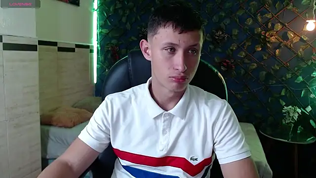 Garuo 18 online show from 25, 11, 2025