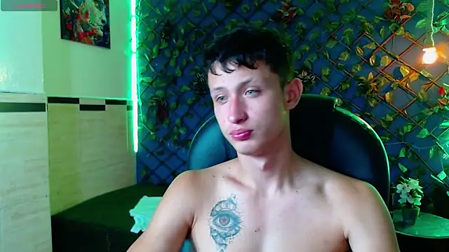 Garuo 18 online show from 19, 12, 2025