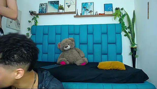 Hot Boys Latinos X online show from 15, 1, 2026