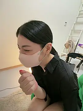 Snapshot of akimix_xoxo chatting on 4, 3, 2026 akimix xoxo online show from 4, 3, 2026