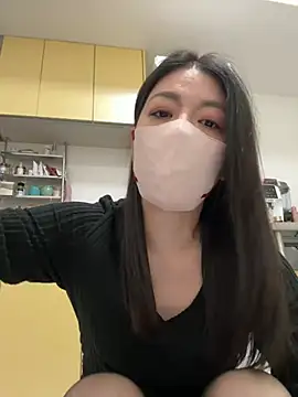 Snapshot of akimix_xoxo chatting on 4, 4, 2026 akimix xoxo online show from 4, 4, 2026