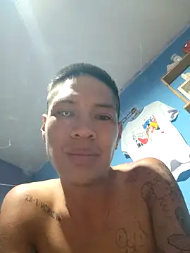 Ojitosbrrr online show from 4, 11, 2025