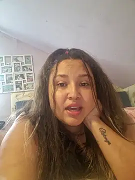 Snapshot of crazygirl26848 chatting on 17, 11, 2025 crazygirl26848 online show from 17, 11, 2025