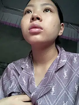 Milk xx online show from 2, 11, 2025