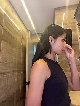 phenixpink22 online show from 10, 4, 2026