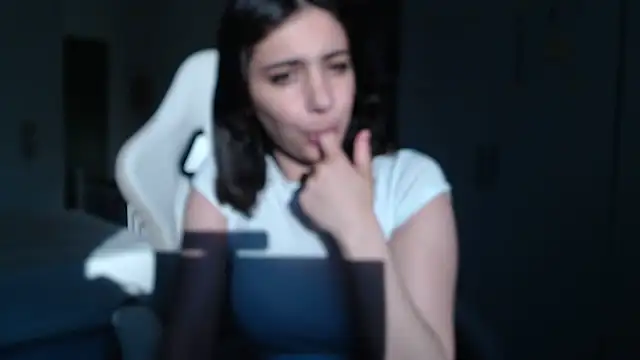bellefleurrr online show from 28, 4, 2026