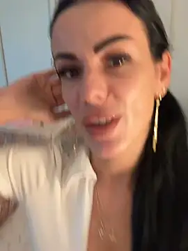 EmmaVayne online show from 3, 3, 2026