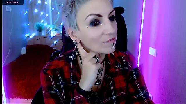 Snapshot of Sweet-n-Strong chatting on 30, 10, 2025 Sweet-n-Strong online show from 30, 10, 2025