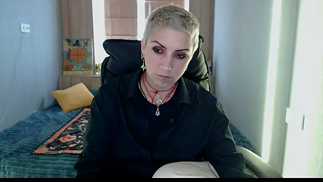 Snapshot of Sweet-n-Strong chatting on 15, 6, 2026 Sweet-n-Strong online show from 15, 6, 2026