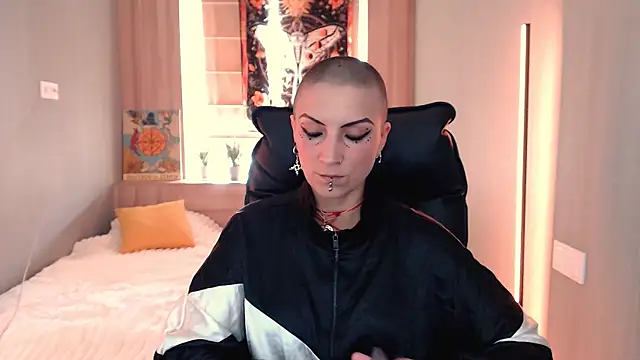 Snapshot of Sweet-n-Strong chatting on 6, 7, 2026 Sweet-n-Strong online show from 6, 7, 2026