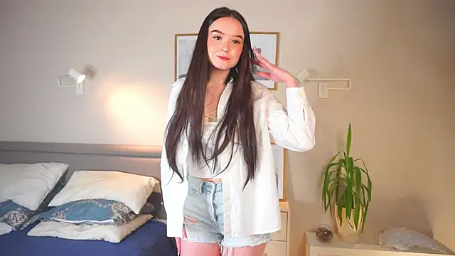 IsabelBulfer online show from 1, 11, 2025