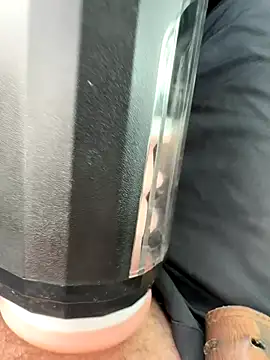 Quickcum2201 online show from 13, 12, 2025