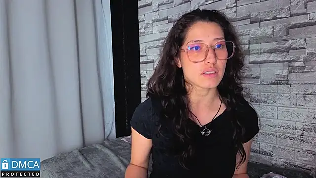 eva delight  online show from 14, 2, 2026