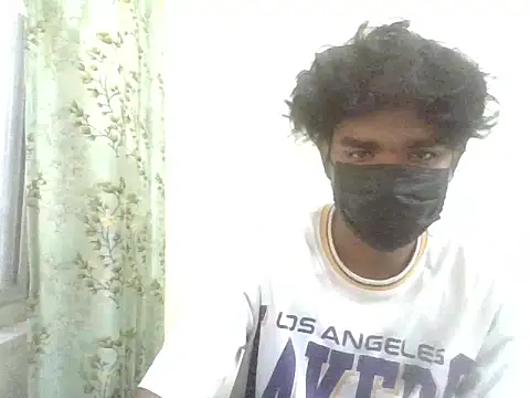 Snapshot of kriZ08 chatting on 12, 5, 2026 kriZ08 online show from 12, 5, 2026