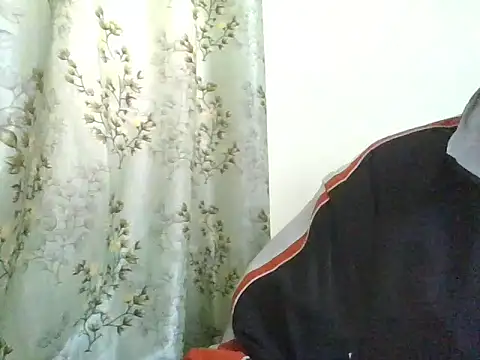 Snapshot of kriZ08 chatting on 17, 5, 2026 kriZ08 online show from 17, 5, 2026