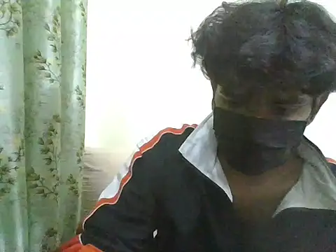 Snapshot of kriZ08 chatting on 22, 5, 2026 kriZ08 online show from 22, 5, 2026