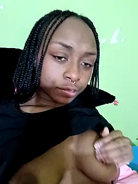 Snapshot of blue_velvett chatting on 25, 10, 2025 blue velvett online show from 25, 10, 2025