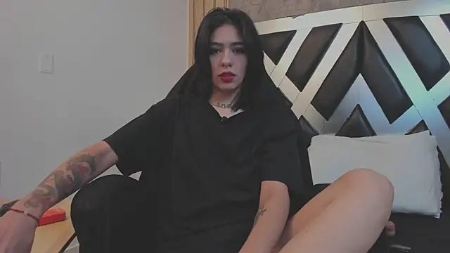 Snapshot of CloePerson chatting on 19, 3, 2026 CloePerson online show from 19, 3, 2026