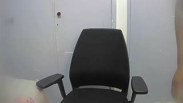 ThePeacheese online show from 13, 12, 2025