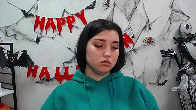 Snapshot of ScarletCargo chatting on 5, 11, 2025 ScarletCargo online show from 5, 11, 2025