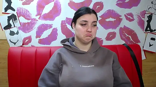 Snapshot of ScarletCargo chatting on 18, 11, 2025 ScarletCargo online show from 18, 11, 2025