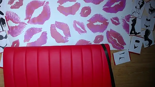 Snapshot of ScarletCargo chatting on 23, 11, 2025 ScarletCargo online show from 23, 11, 2025