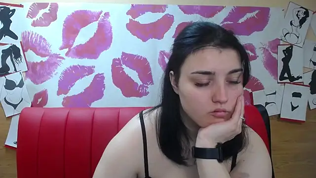 Snapshot of ScarletCargo chatting on 25, 11, 2025 ScarletCargo online show from 25, 11, 2025