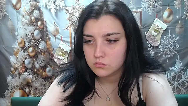 Snapshot of ScarletCargo chatting on 17, 12, 2025 ScarletCargo online show from 17, 12, 2025