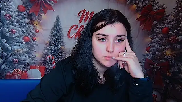 Snapshot of ScarletCargo chatting on 21, 12, 2025 ScarletCargo online show from 21, 12, 2025