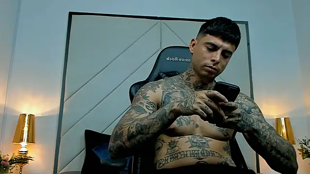 Snapshot of MATEO_DILUCA chatting on 7, 1, 2026 MATEO DILUCA online show from 7, 1, 2026