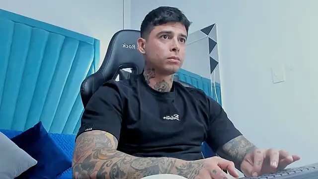 Snapshot of MATEO_DILUCA chatting on 12, 1, 2026 MATEO DILUCA online show from 12, 1, 2026