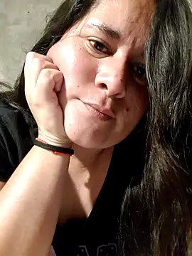 Clara Arg online show from 2, 12, 2025